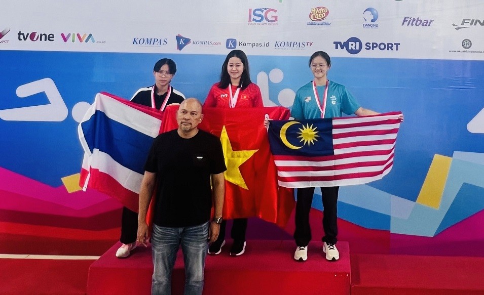 Việt Nam “vượt mặt” Singapore sau 2 ngày thi đấu giải bơi các nhóm tuổi trẻ Đông Nam Á Việt Nam “vượt mặt” Singapore sau 2 ngày thi đấu giải bơi các nhóm tuổi trẻ Đông Nam Á