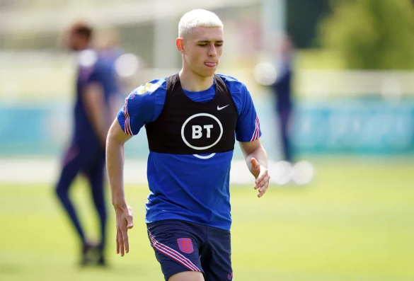 Tuyển Anh mất phương án B từ Phil Foden trước Italia