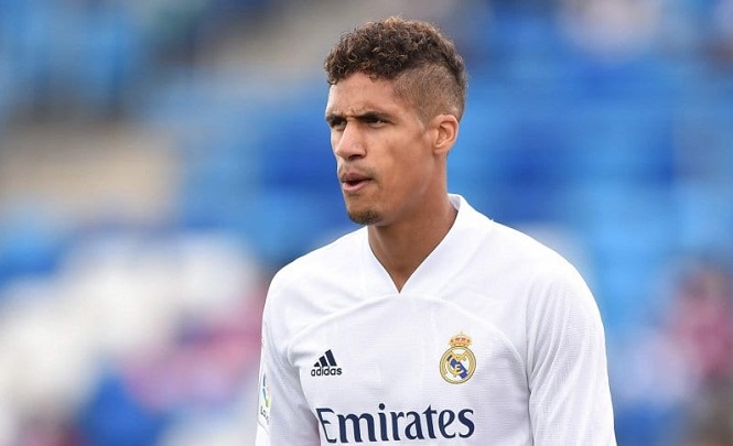 MU có thể chốt xong mức phí vụ Varane vào đêm nay