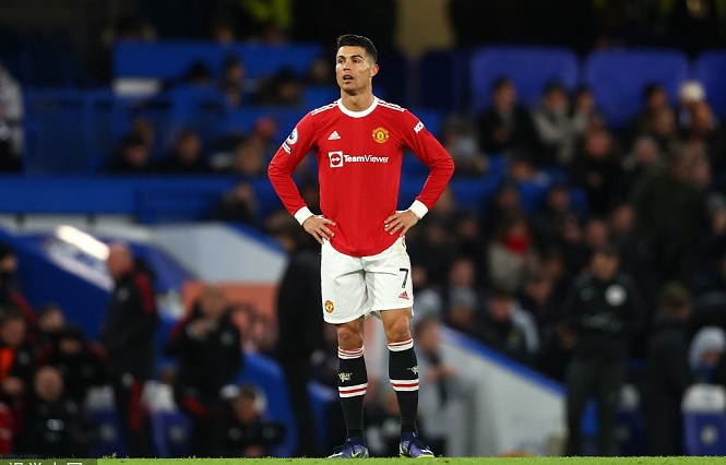 Phản ứng thất vọng của Ronaldo sau khi MU hòa Chelsea