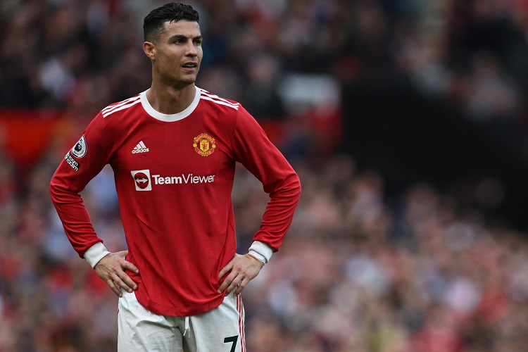 Ronaldo gây choáng váng cho MU bằng đề nghị được ra đi