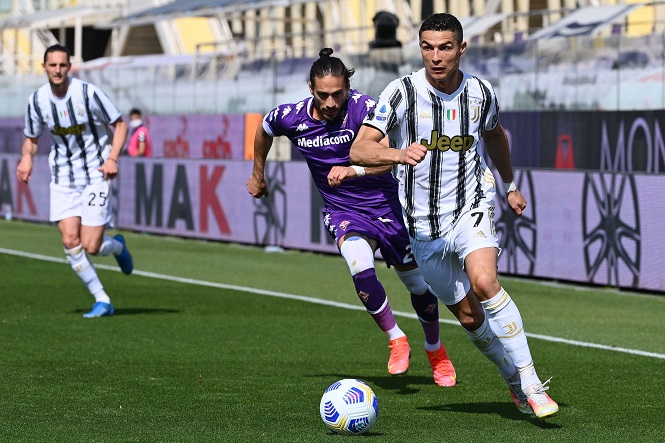 Cristiano Ronaldo chìm trong khủng hoảng cùng Juventus Cristiano Ronaldo chìm trong khủng hoảng cùng Juventus