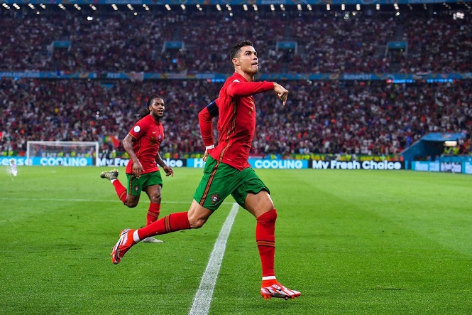 Ronaldo còn thiếu một mục tiêu lớn sau khi phá kỷ lục ghi bàn
