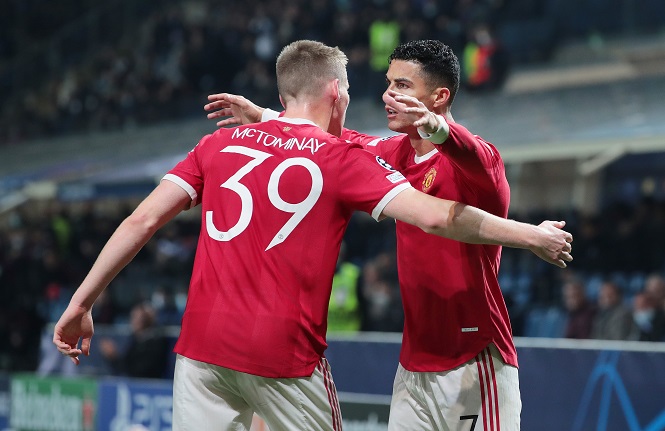 Ronaldo lại lập thành tích ghi bàn ở Champions League để cứu MU