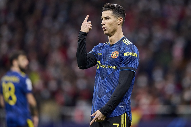 Ronaldo bị Atletico đối xử thô bạo ở Champions League