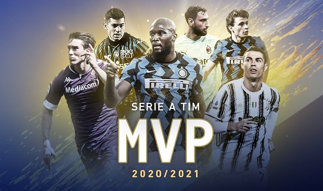 Cristiano Ronaldo nhận giải thưởng xuất sắc nhất Serie A