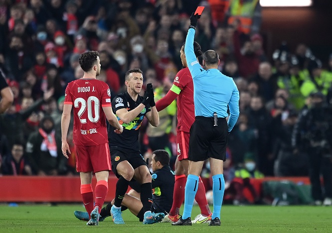 HLV Inter giải thích lý do không thay Alexis Sanchez trước Liverpool HLV Inter giải thích lý do không thay Alexis Sanchez trước Liverpool