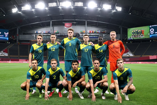 Thomas Deng: Từ người tị nạn đến đội trưởng Australia đánh bại Argentina