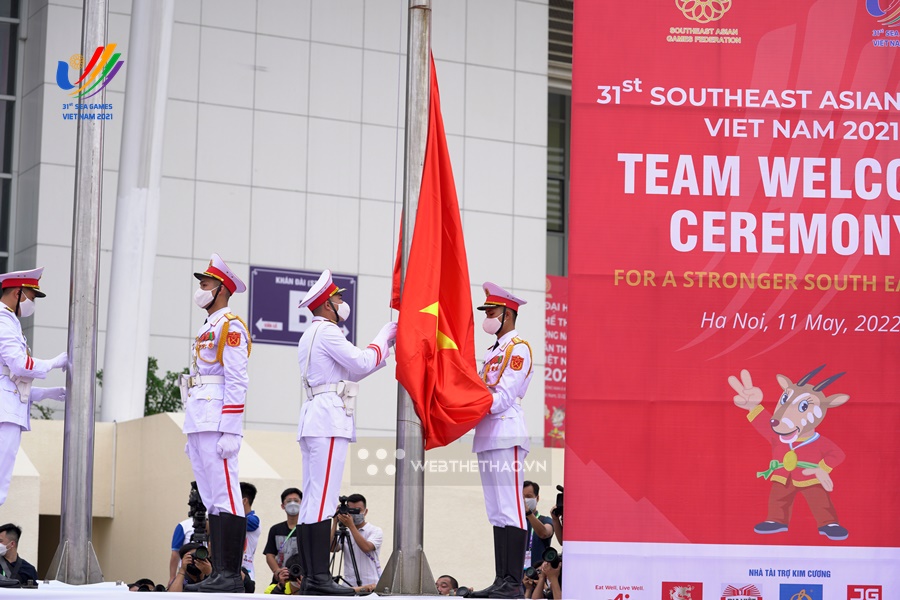 Trang nghiêm Lễ thượng cờ các quốc gia dự SEA Games 31