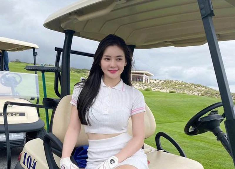 Hot girl đa tài Thái Thảo Nguyên chuyển mình đến với môn golf