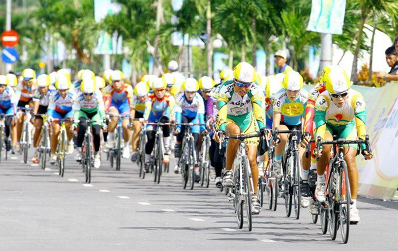 Khởi tranh giải đua xe đạp nữ Bình Dương Cúp Biwase 2021