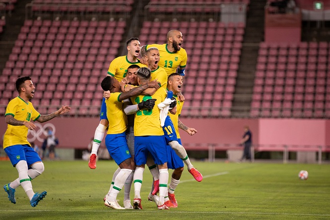 U23 Brazil vào chung kết Olympic 2021 sau màn “đấu súng”