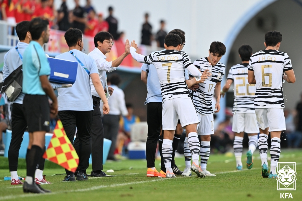 Báo Hàn Quốc nói gì sau trận hòa U23 Việt Nam ở VCK U23 châu Á 2022?