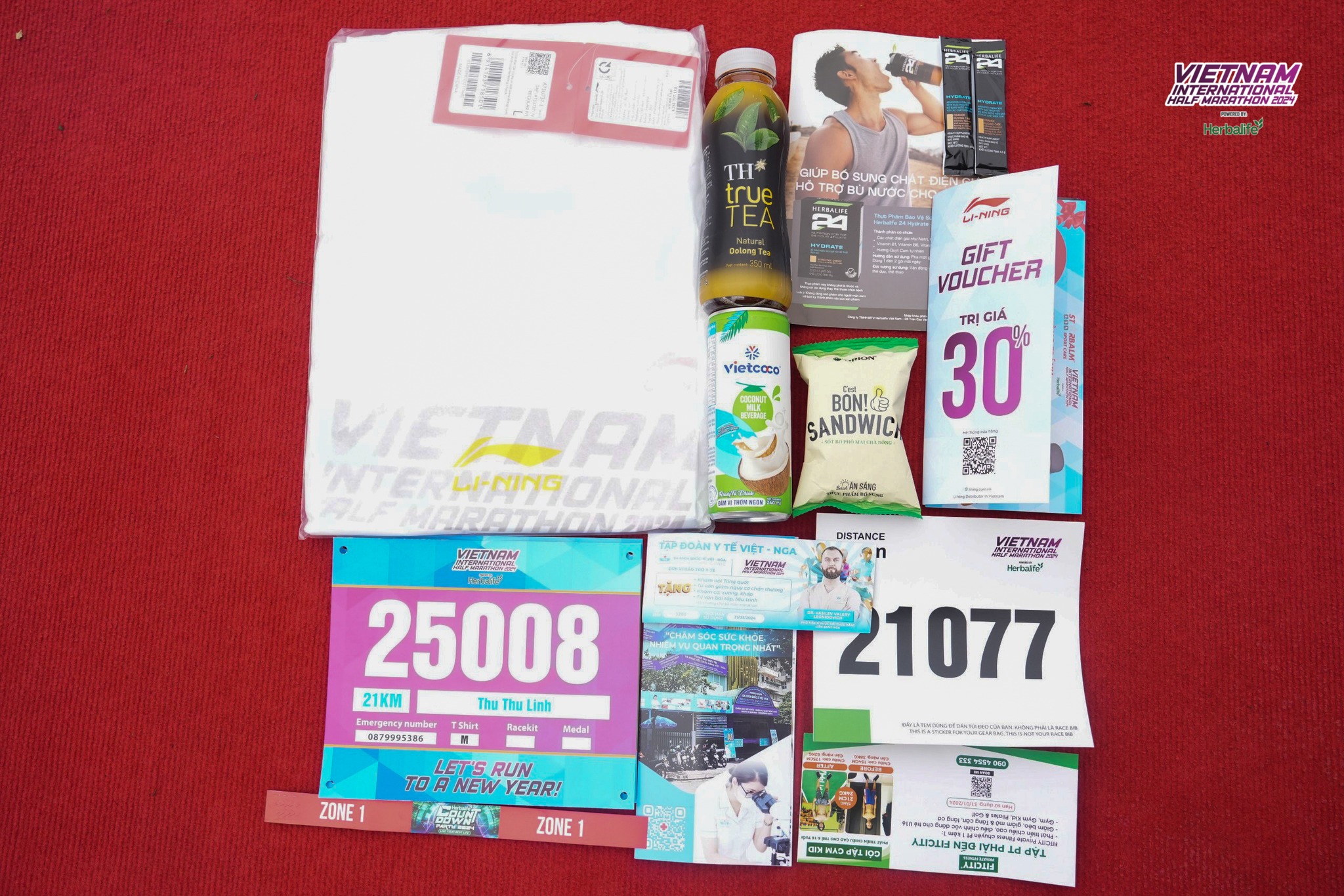 “Đập hộp” bộ racekit thực tế Giải Bán Marathon Quốc tế Việt Nam 2024 tài trợ bởi Herbalife “Đập hộp” bộ racekit thực tế Giải Bán Marathon Quốc tế Việt Nam 2024 tài trợ bởi Herbalife