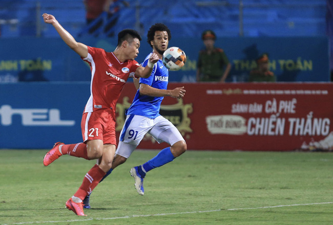 Lịch trực tiếp Bóng đá TV hôm nay 3/11: Viettel vs Than Quảng Ninh
