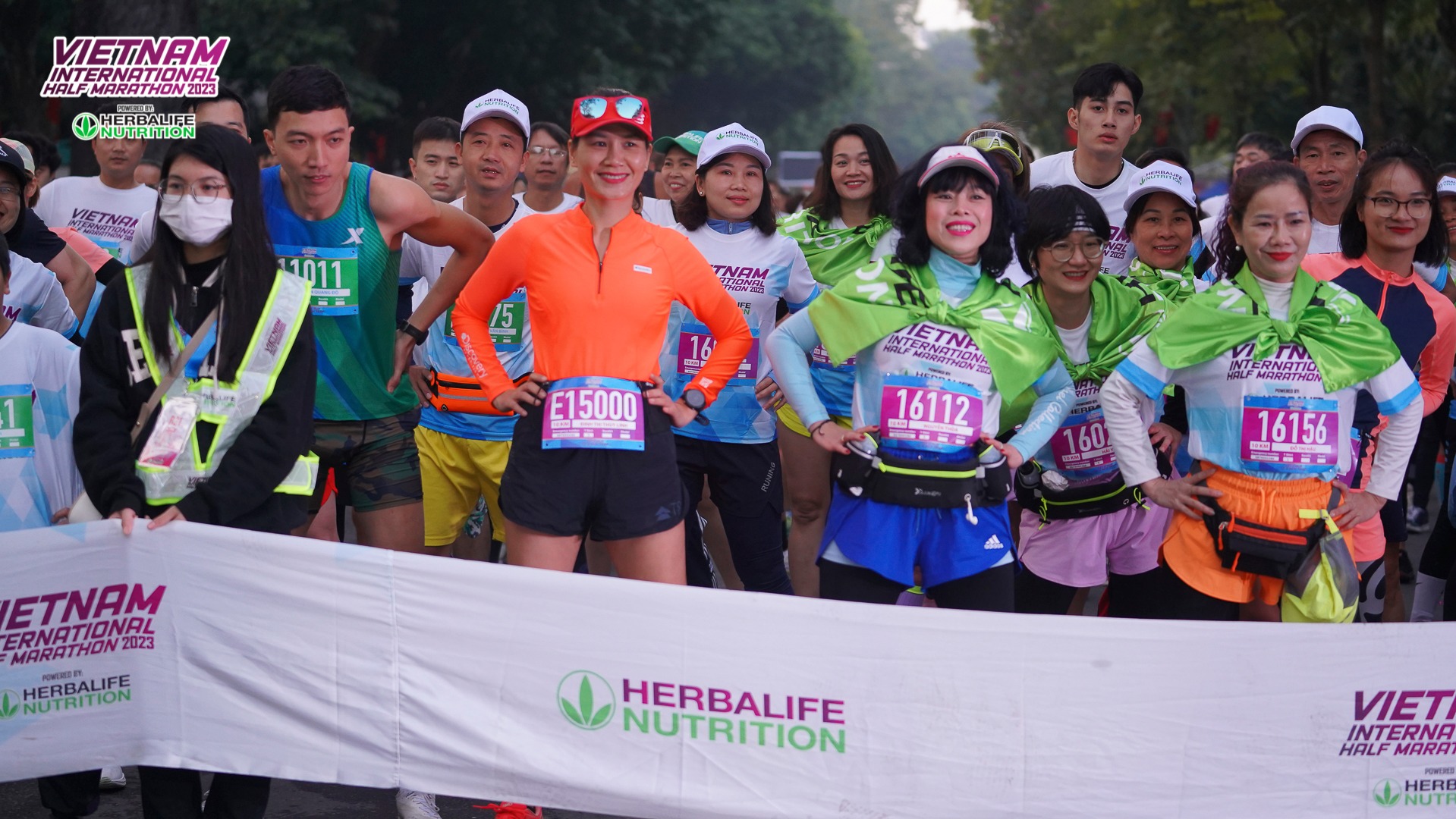 Điều kiện để VĐV phong tr&agrave;o được thi đấu hệ n&acirc;ng cao c&ugrave;ng c&aacute;c elite ở Giải B&aacute;n Marathon Quốc tế Việt Nam 2024