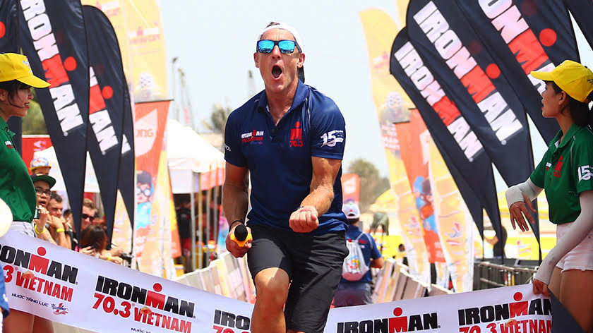 Whit Raymond - Người truyền lửa cho các giải Ironman trên thế giới