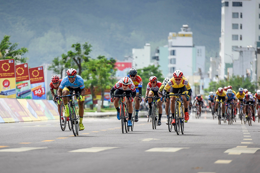 Tuyển thủ xe đạp cọ x&aacute;t nhiều giải quan trọng trước SEA Games 31